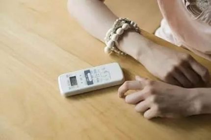 頻繁開關，你等于是在”謀殺“你的空調